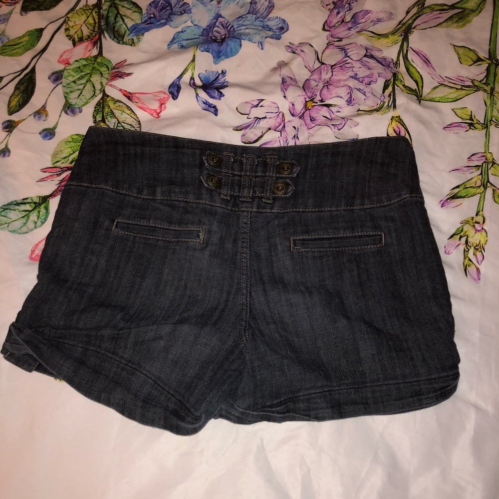 Shorts! - Picture 4 of 4